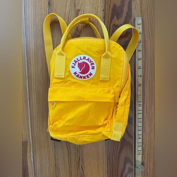 Fjallraven Kanken Backpack - Picture 8 of 10
